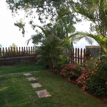 Inaya Bungalow Vila Pānchgani Exterior foto